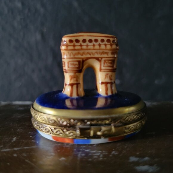Vintage Limoges Trinket Box Paris Landmarks - Arc de Triomphe Peint Main 6/50 - Picture 3 of 7
